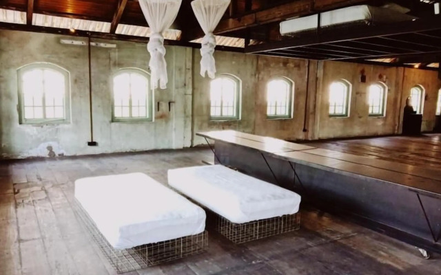 Belakang KongHeng By DreamScape