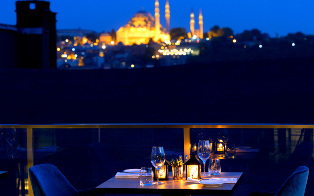 Walton Hotels Galata