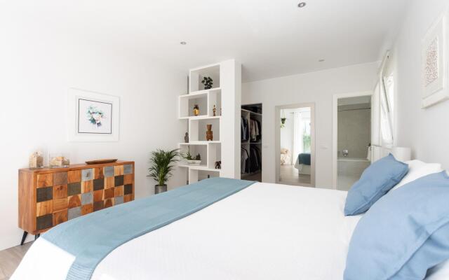 Home2Book Design Asian Sabina, Heated Pool & View