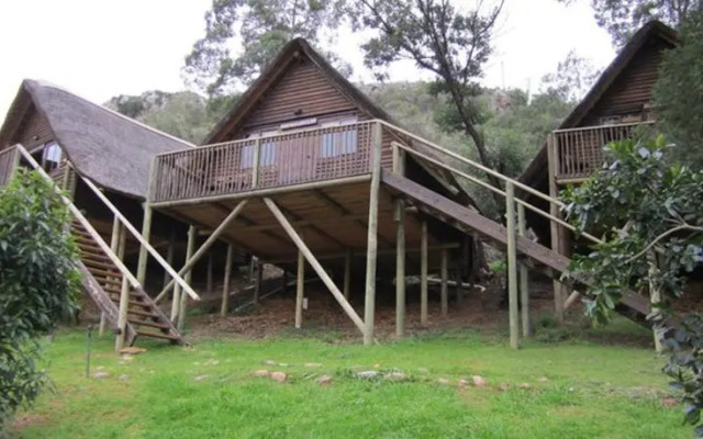 Round The Bend Lodge