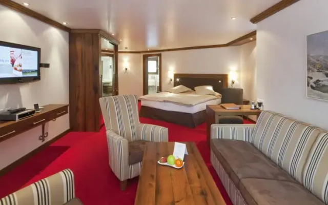 Beau Site Alpine Chic Rooms