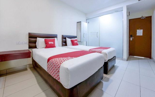 OYO 90385 H3 Hotel