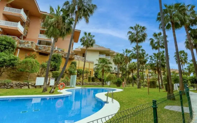 15-Modern Apartment in Higueron, Fuengirola!