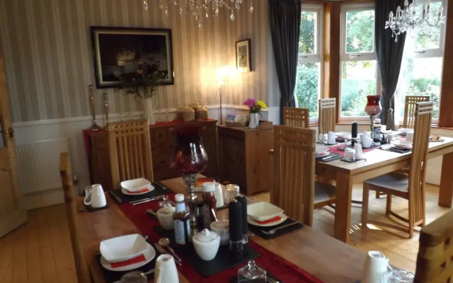 Pitreavie Guest House