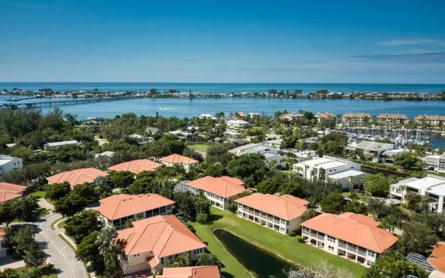 Harbor Landings - Three Bedroom Condo
