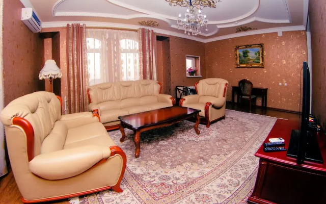 Khujand Deluxe Hotel
