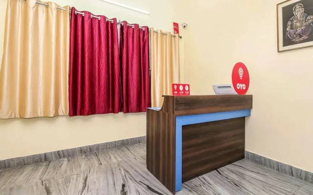 OYO 12960 Hotel Adrija