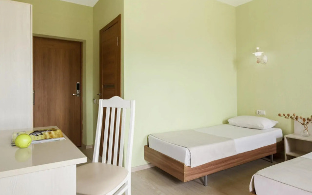 Calypso Hotel