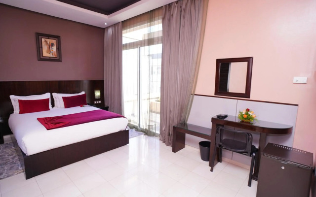 Hotel La Capitale