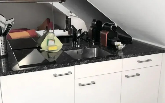 Hitrental Station Apartments