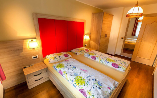 Apartment House Diamant, Santa Cristina