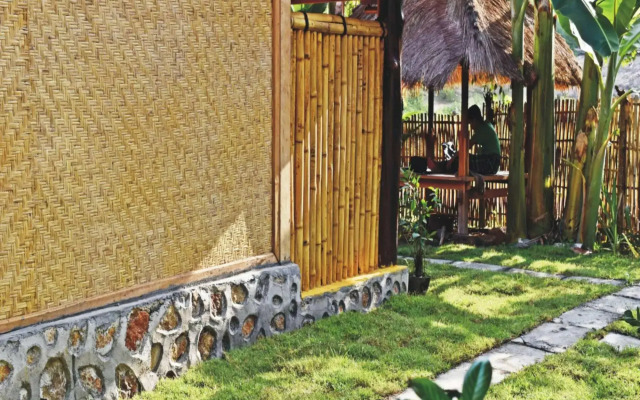 Sasak Lombok Bungalow