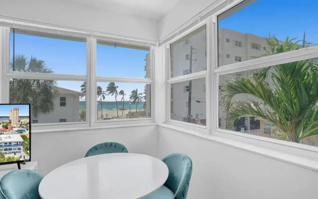 Marine Villas 5 in Hollywood