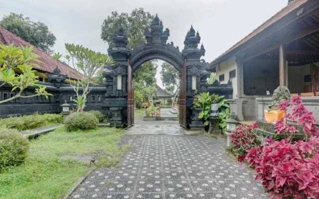 OYO 1762 Hotel Astiti Graha Tanah Lot