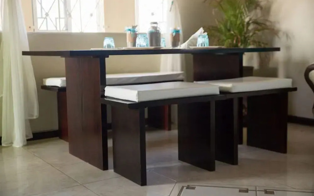 Apartment in Hellshire near Beach