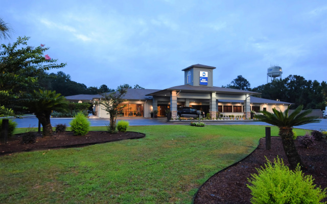 Best Western Point South