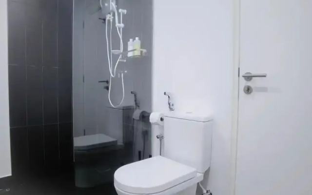 The Hub Service Apartment