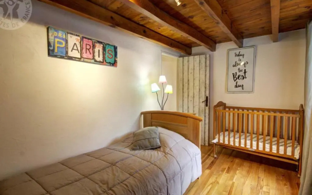 Gîte Belmont-de-la-Loire, 7 pièces, 13 personnes - FR-1-496-140