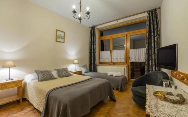 Pokoje i Apartamenty Krupówki 36