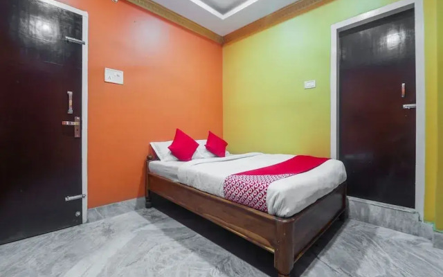 Danni's By OYO Rooms