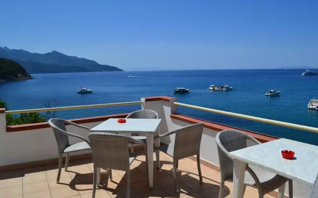 Hotel Scoglio Bianco