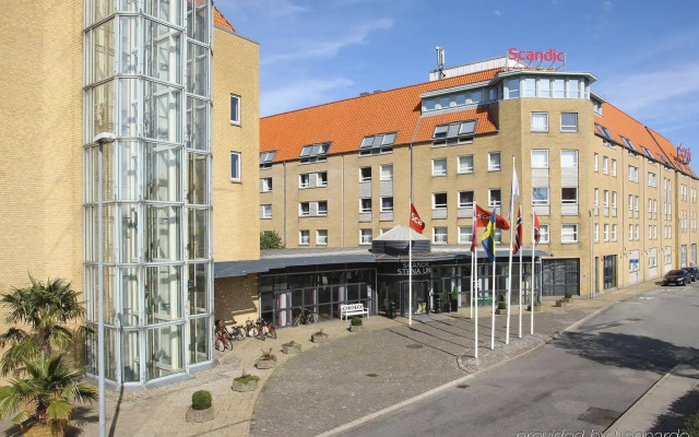 Quality Hotel The Reef