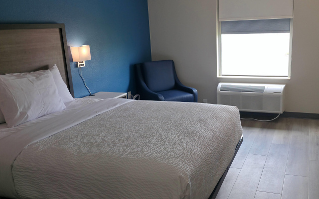 Baymont by Wyndham Louisville Southwest