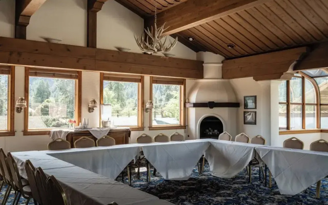 Enzian Inn
