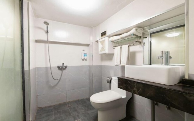 Ruicheng Boutique Hotel – Bathroom – Liupanshui
