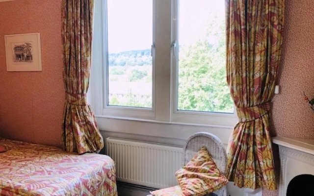 Dressmakers Salon - Unique 3 Bedroom in Gothic Villa