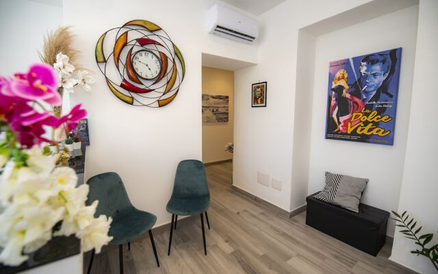 La Dolce Vita Rooms