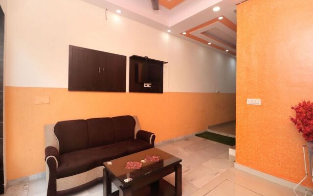 OYO 16700 HOME Exotic 2 BHK Dream View Khanyara Road