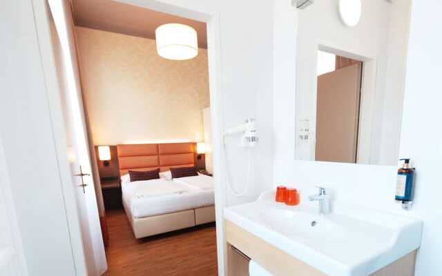 Hotel Drei Kronen Vienna City