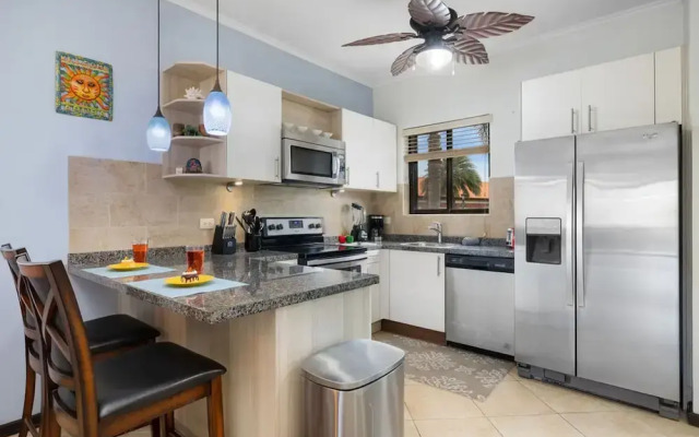 Beautiful Gated Community Retreat Near the Beach