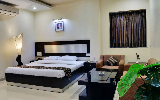 Hotel Shanti Palace
