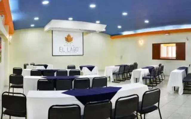 Hotel El Lago