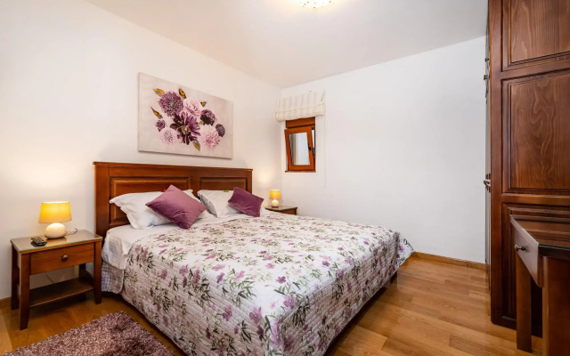 Poolincluded Villa Dalmatia