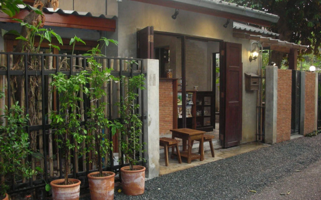 Chiang Maan Residence