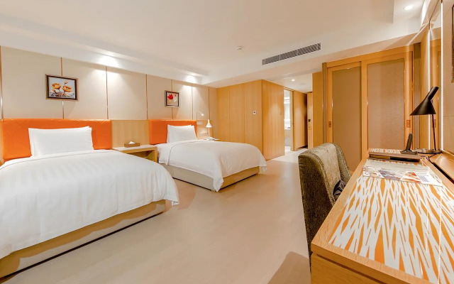 Royal Dragon Hotel