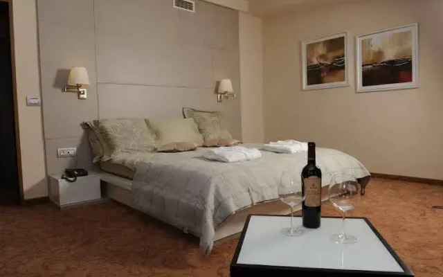 Hotel Elite Plaza