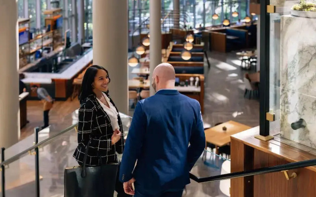 Crowne Plaza Atlanta Perimeter at Ravinia by IHG