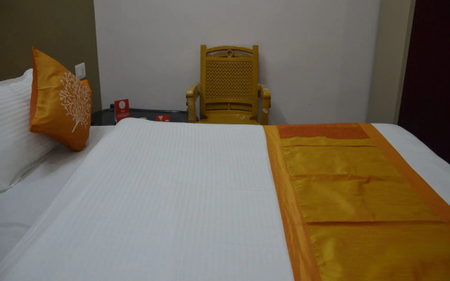 OYO Rooms Cantt Roadways Varanasi