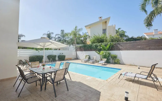Protaras Holiday Villa Dv27