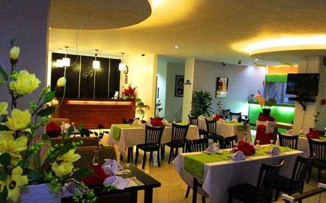 El Bajada Hotel