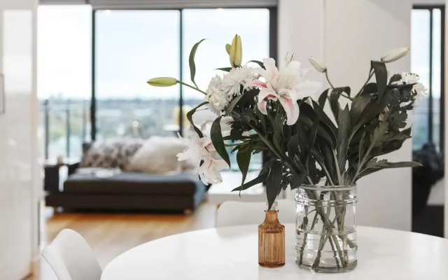 Luxury & City Views - Elsternwick