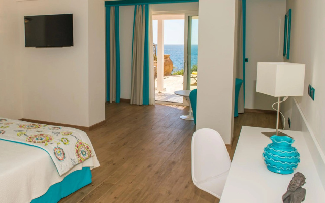 El Faro Hotel & Spa