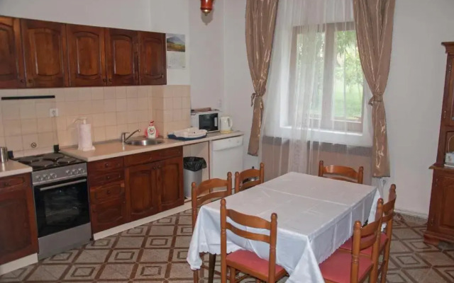 Vuksanovic Apartment
