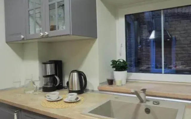 Emi Apartment