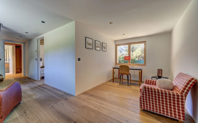 Chalet Fortuna a Jewel in Central Chamonix