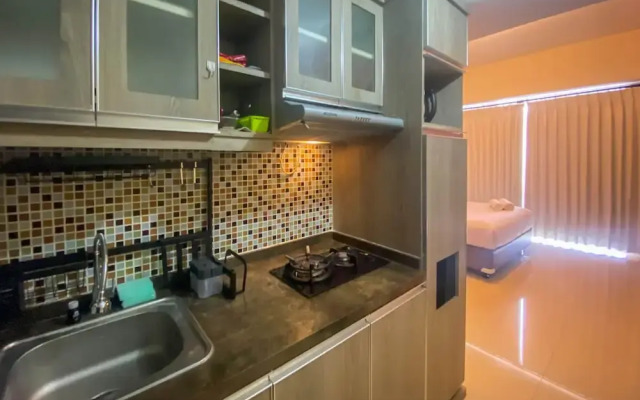 Cozy Stay Studio At Ambassade Kuningan Apartment